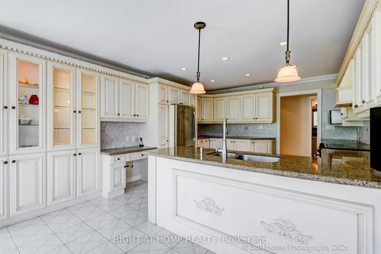 5037 Mississauga Road photo 2