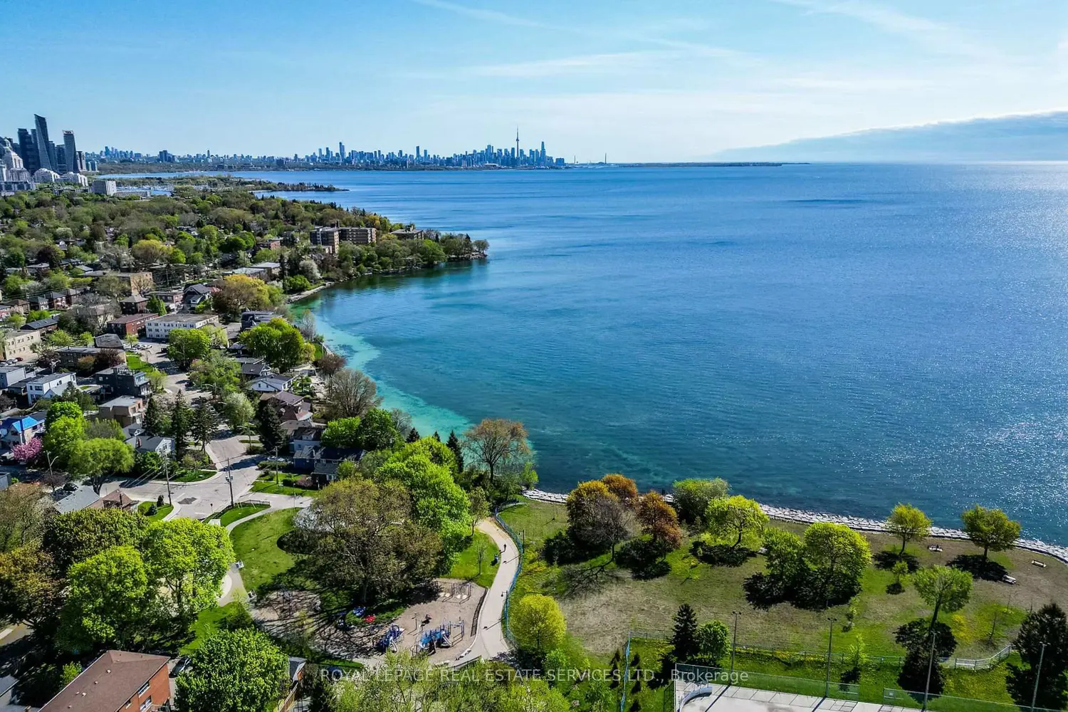 11A Lake Shore Drive photo 3