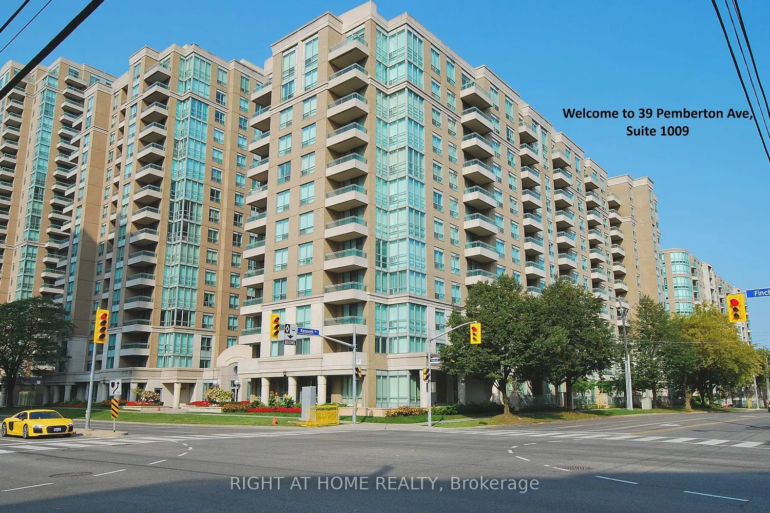 39 Pemberton Avenue 1009