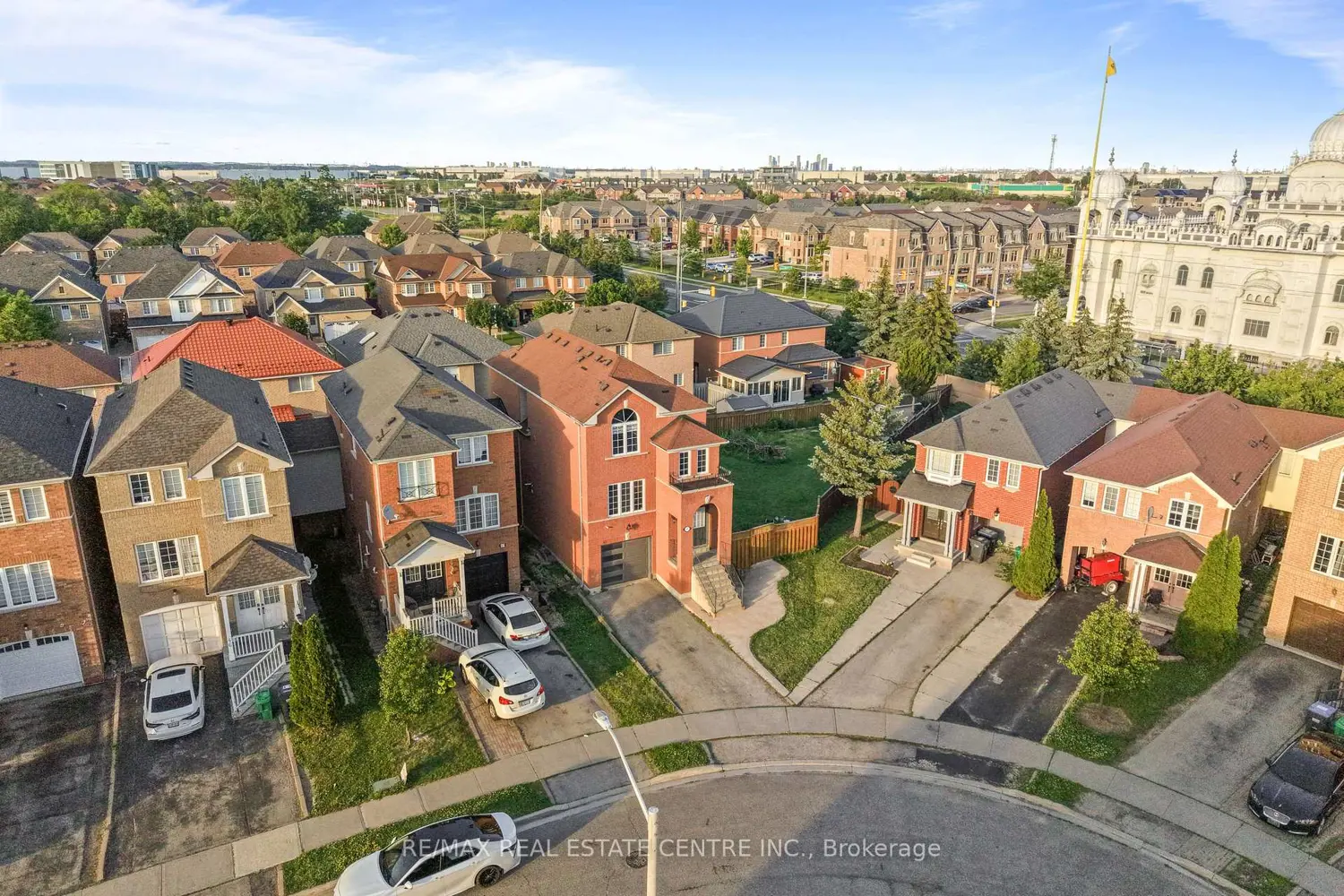42 Domenico Crescent photo 2