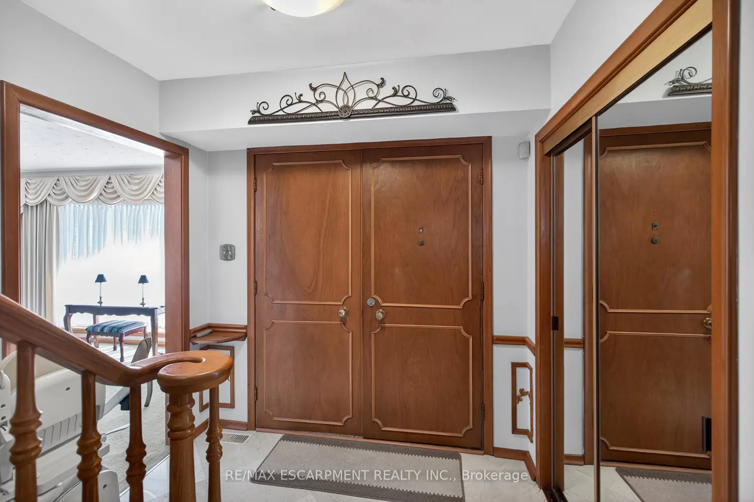 564 Mountain Brow Boulevard photo 2