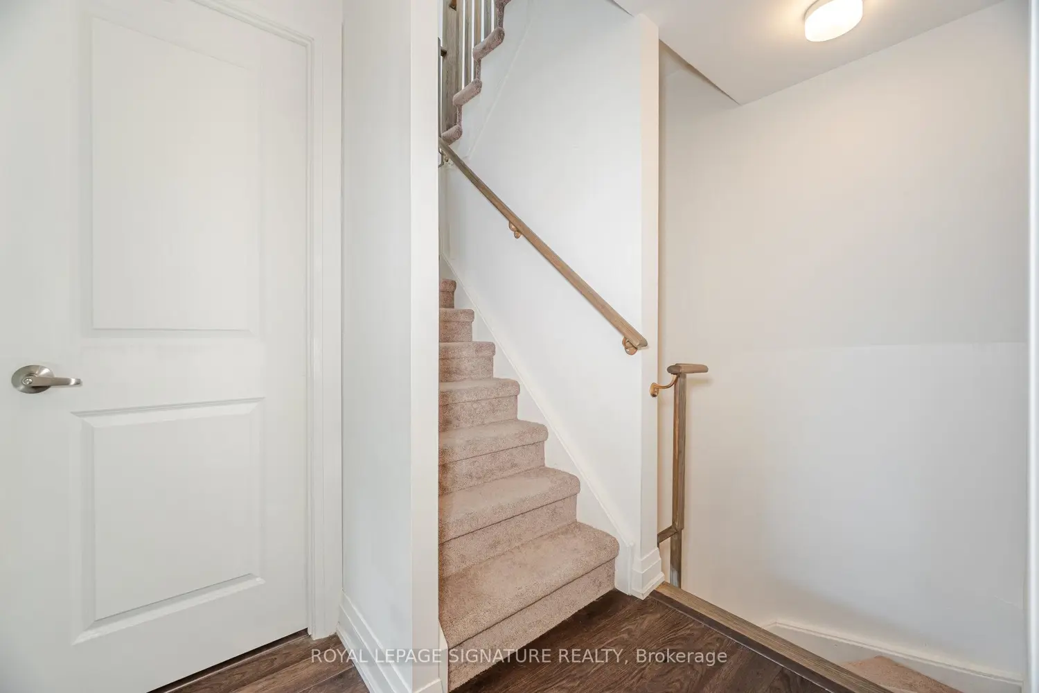 5289 Highway 7 D-603 photo 5