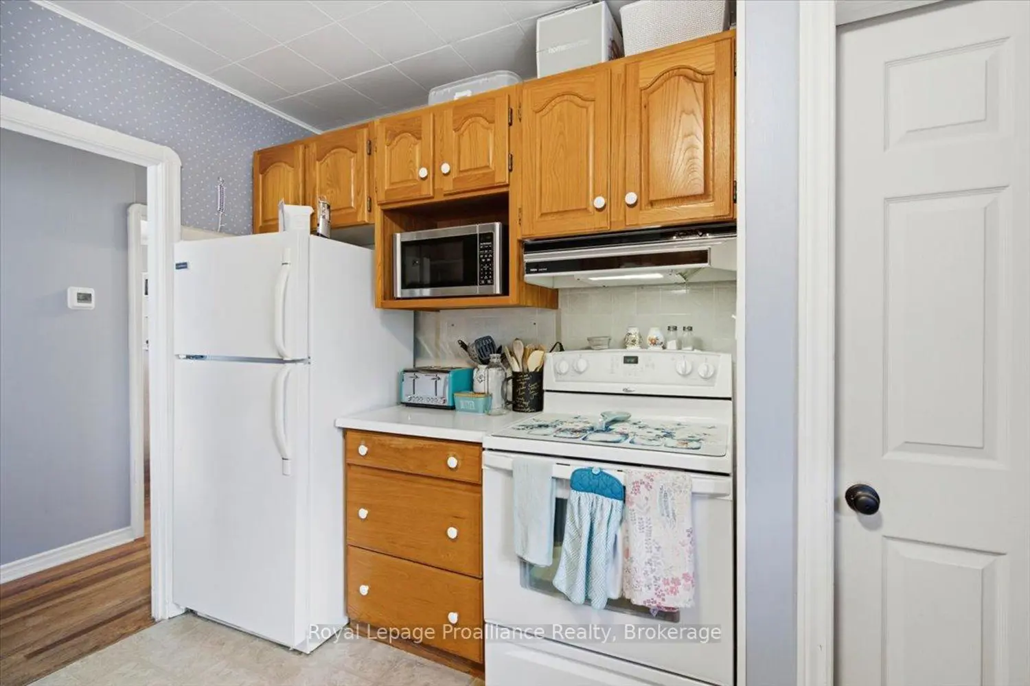 337 Bridge Street photo 5