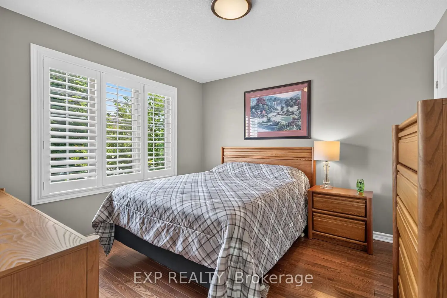 6 Caverhill Crescent photo 2