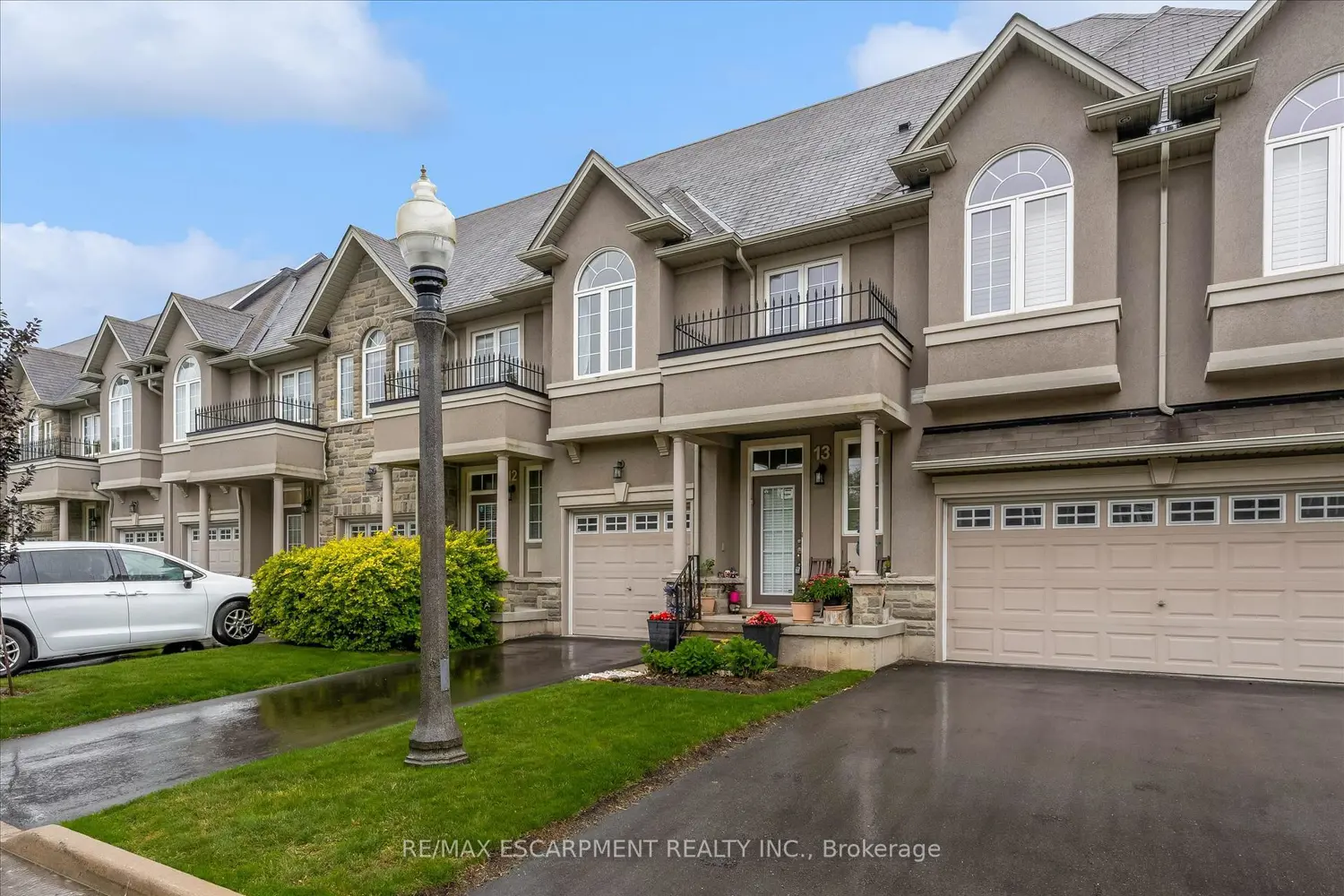 370 Stonehenge Drive 13
