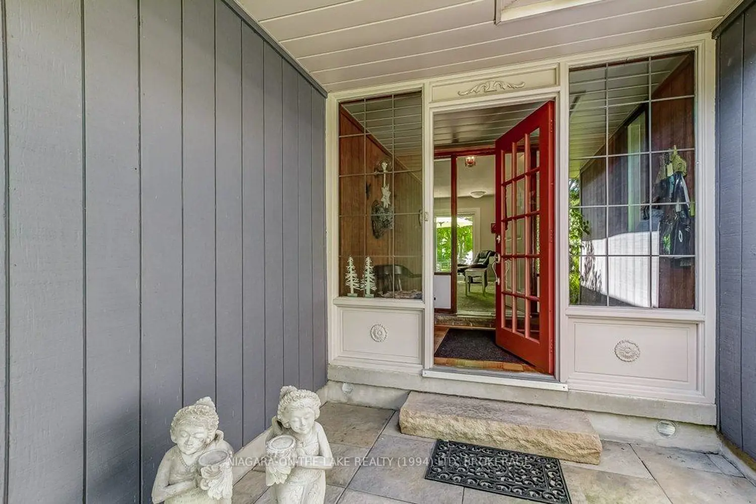 336 Gage Street photo 3