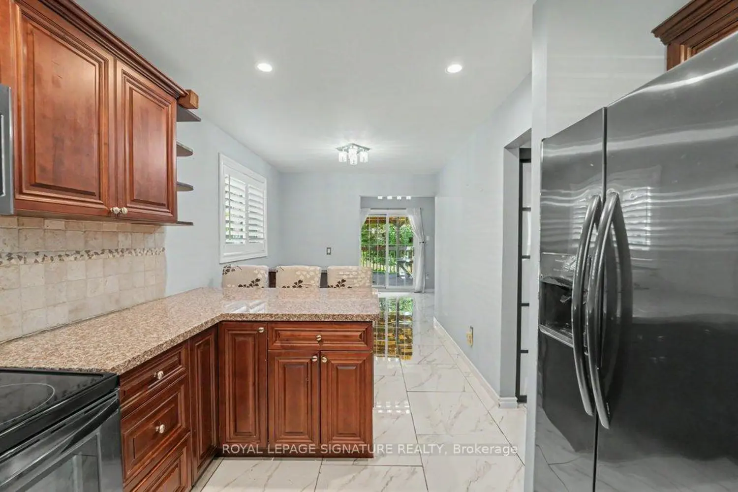 1580 Alwin Circle photo 5