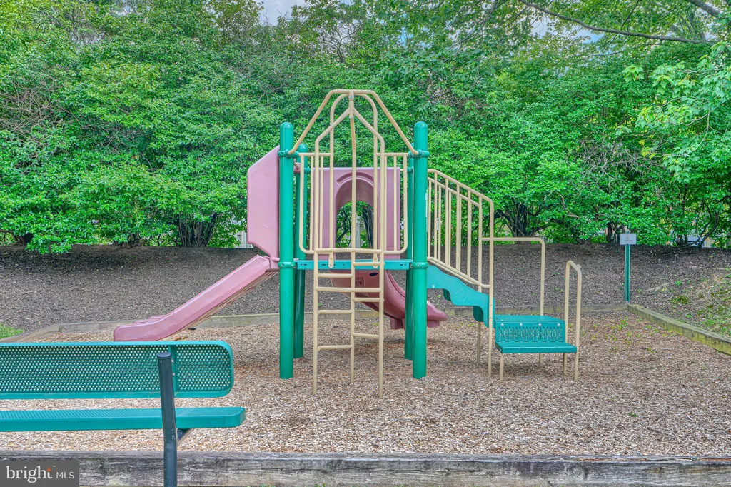 8321 Crooked Pine Court, Gaithersburg, MD 20877
