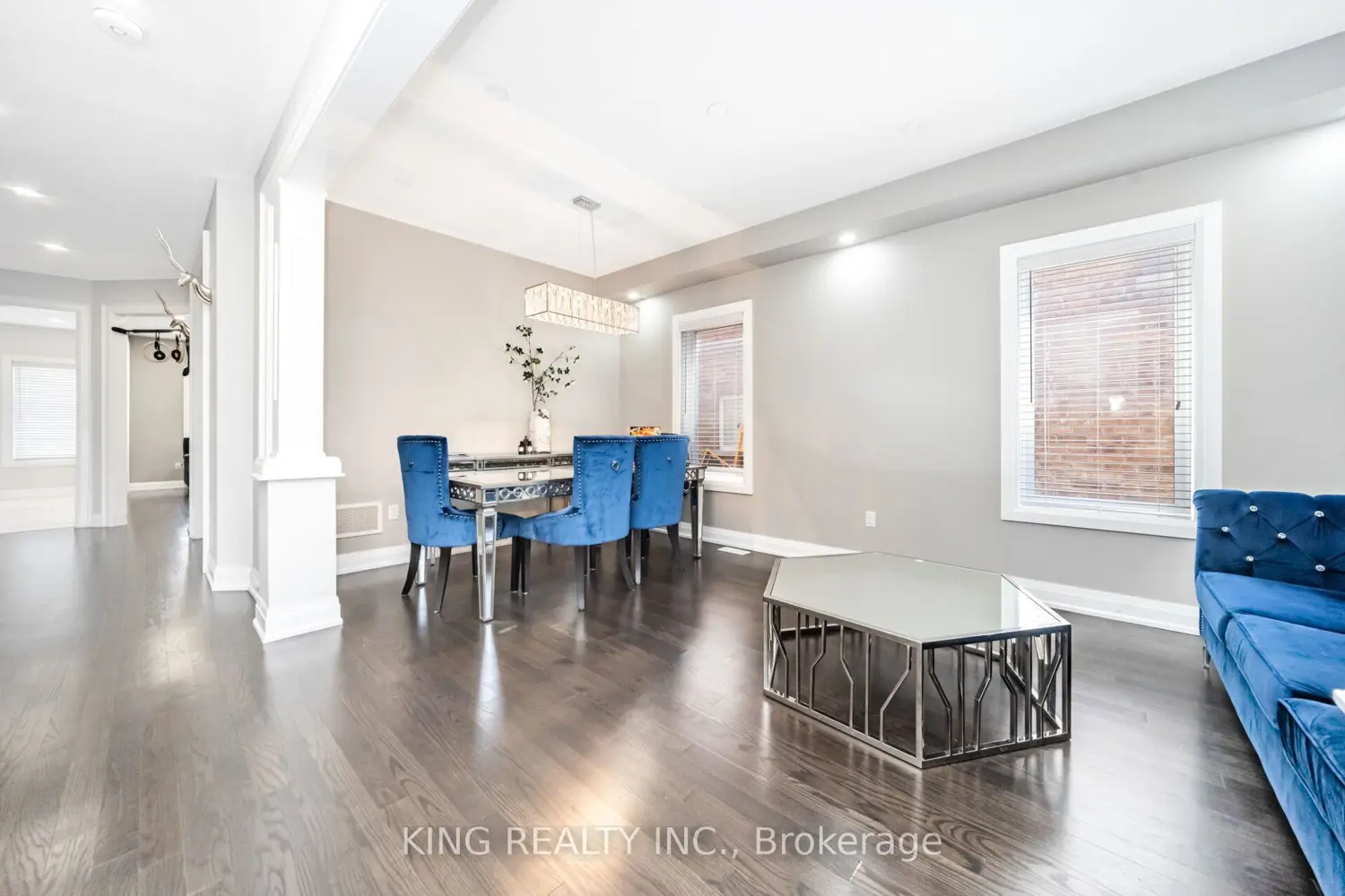 11 Malpass Street photo 2