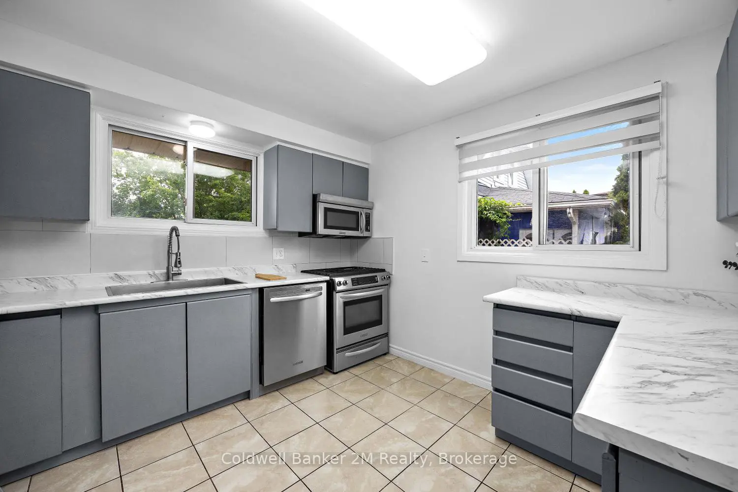 152 Taunton Road photo 5
