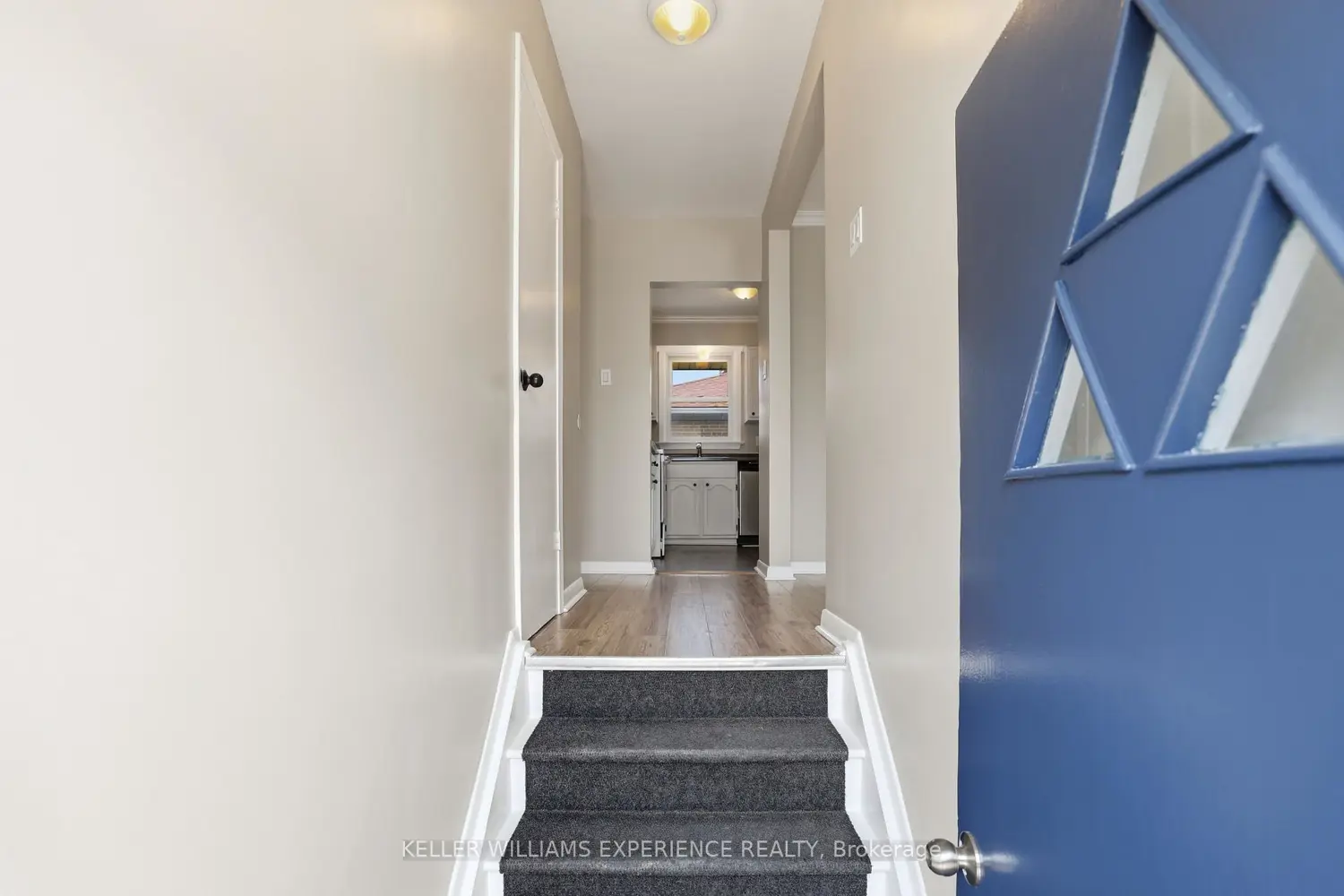 620 Oak Street photo 4