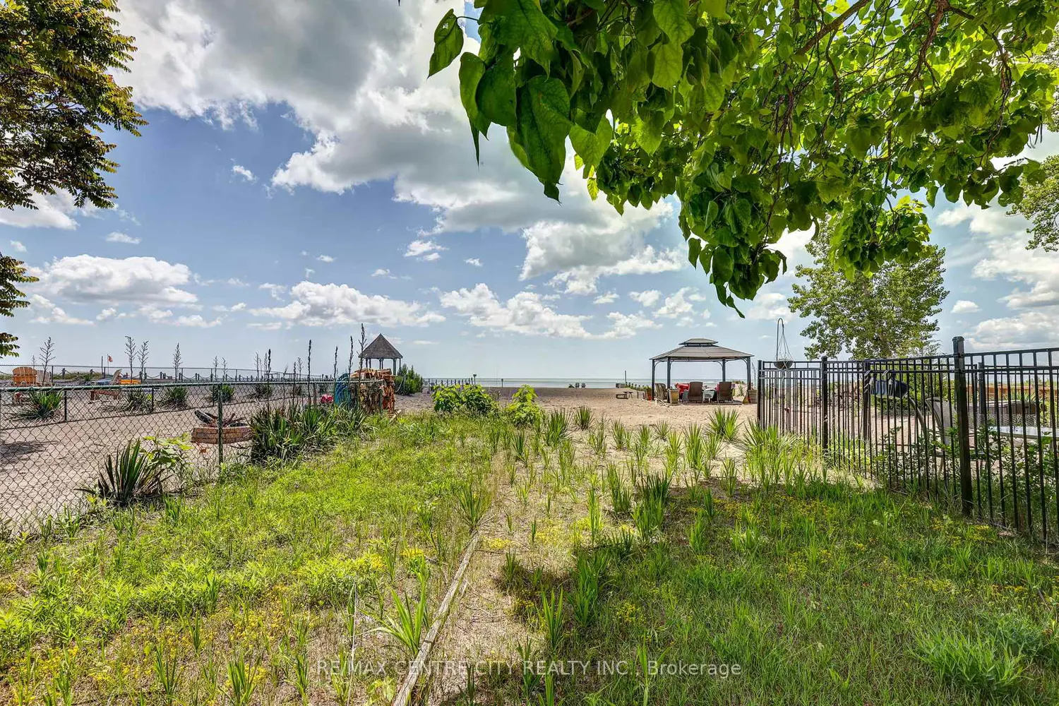 444D Edith Cavell Boulevard D photo 4