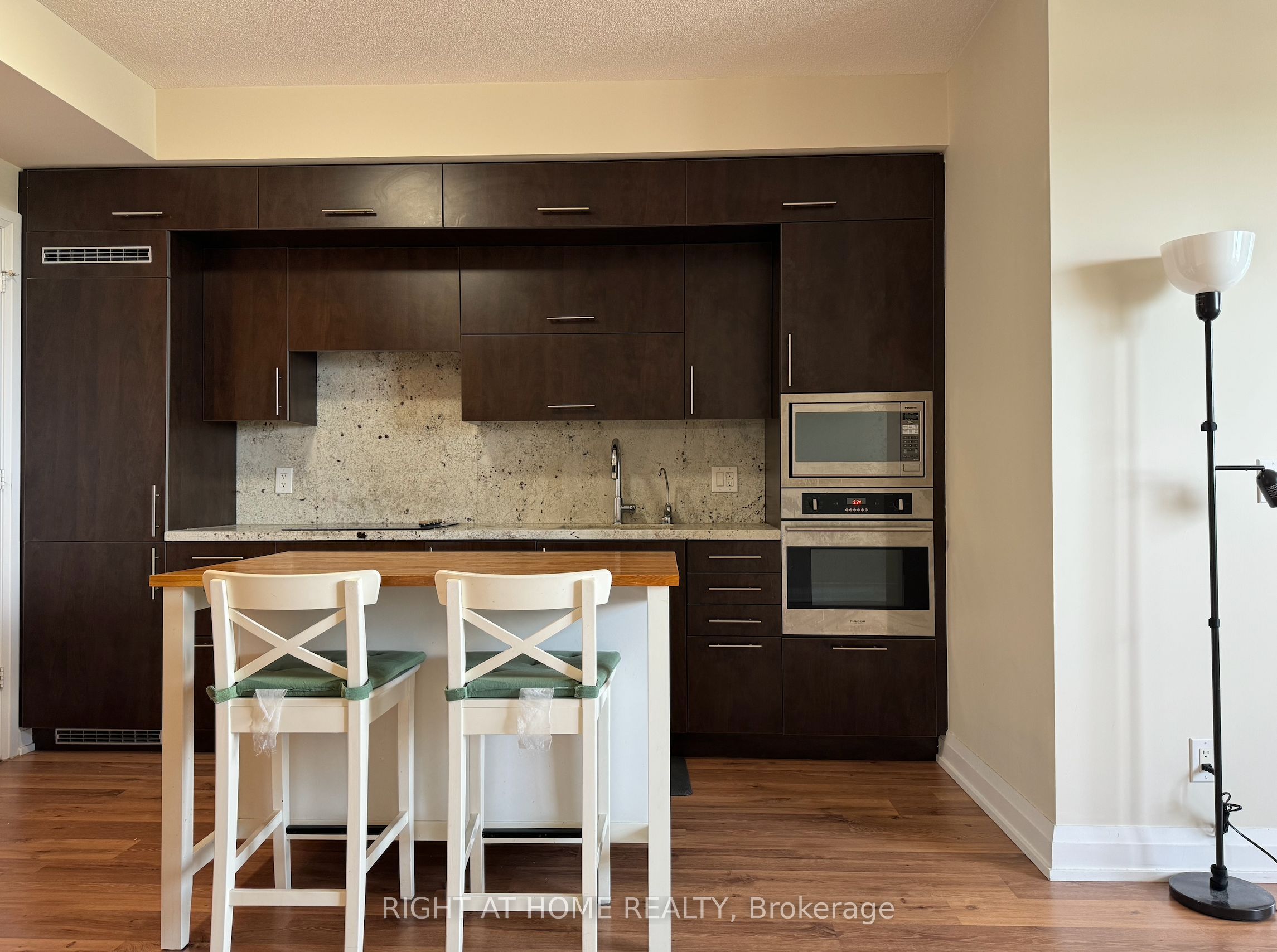2518-5 Sheppard Avenue E, Toronto, ON, M2N 0G4 photo 2