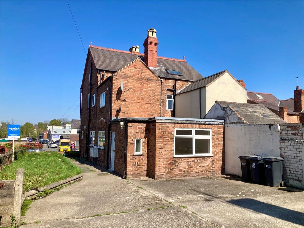 4 bed flat for saleChester Road East, Shotton, Deeside, Flintshire CH5