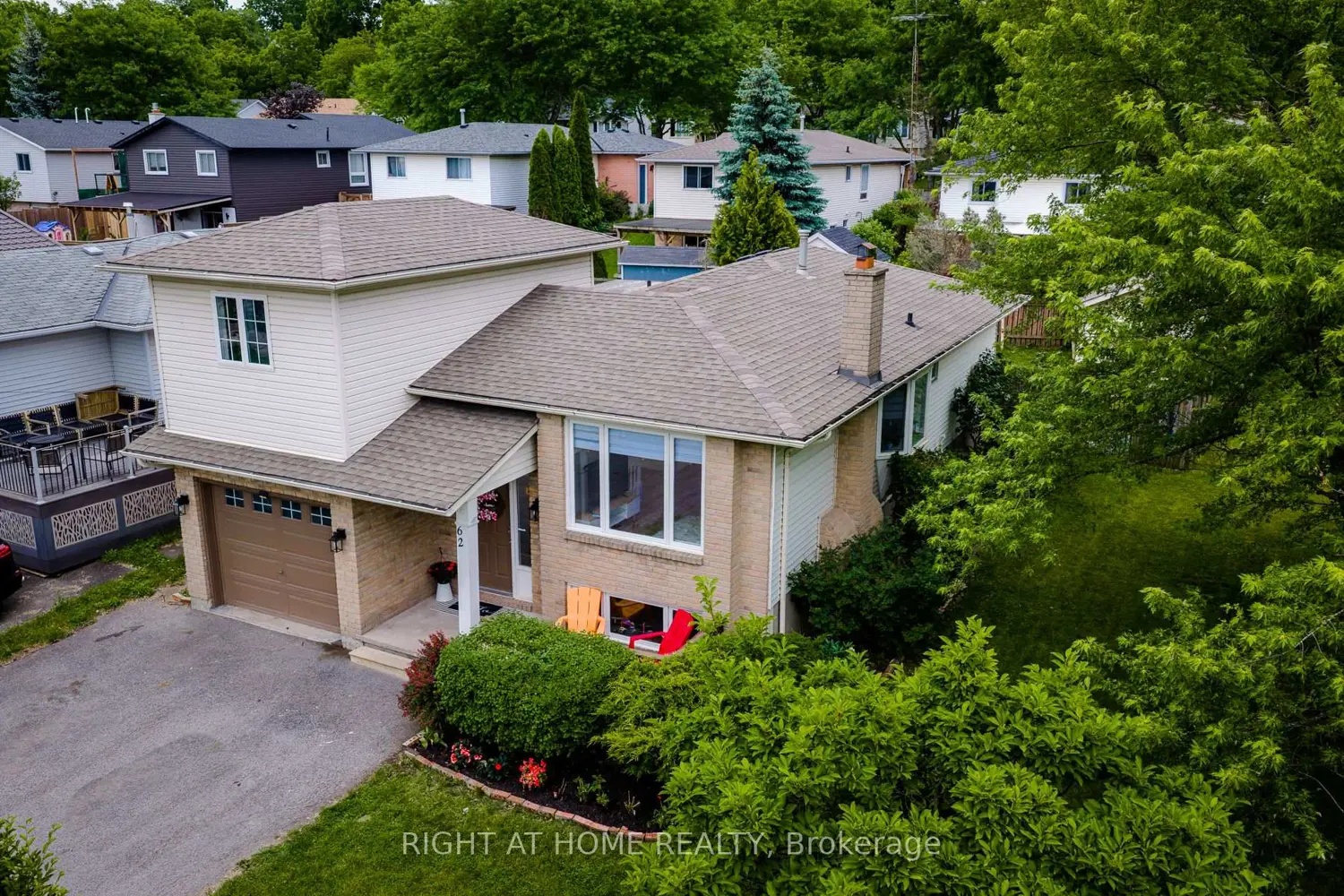 62 Hazel Street photo 4