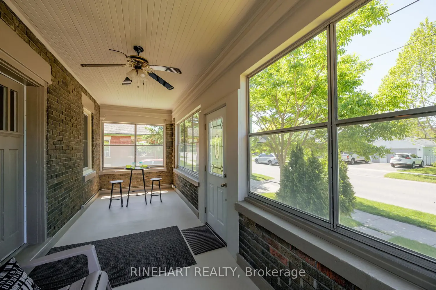 352 Edmonton Street photo 2
