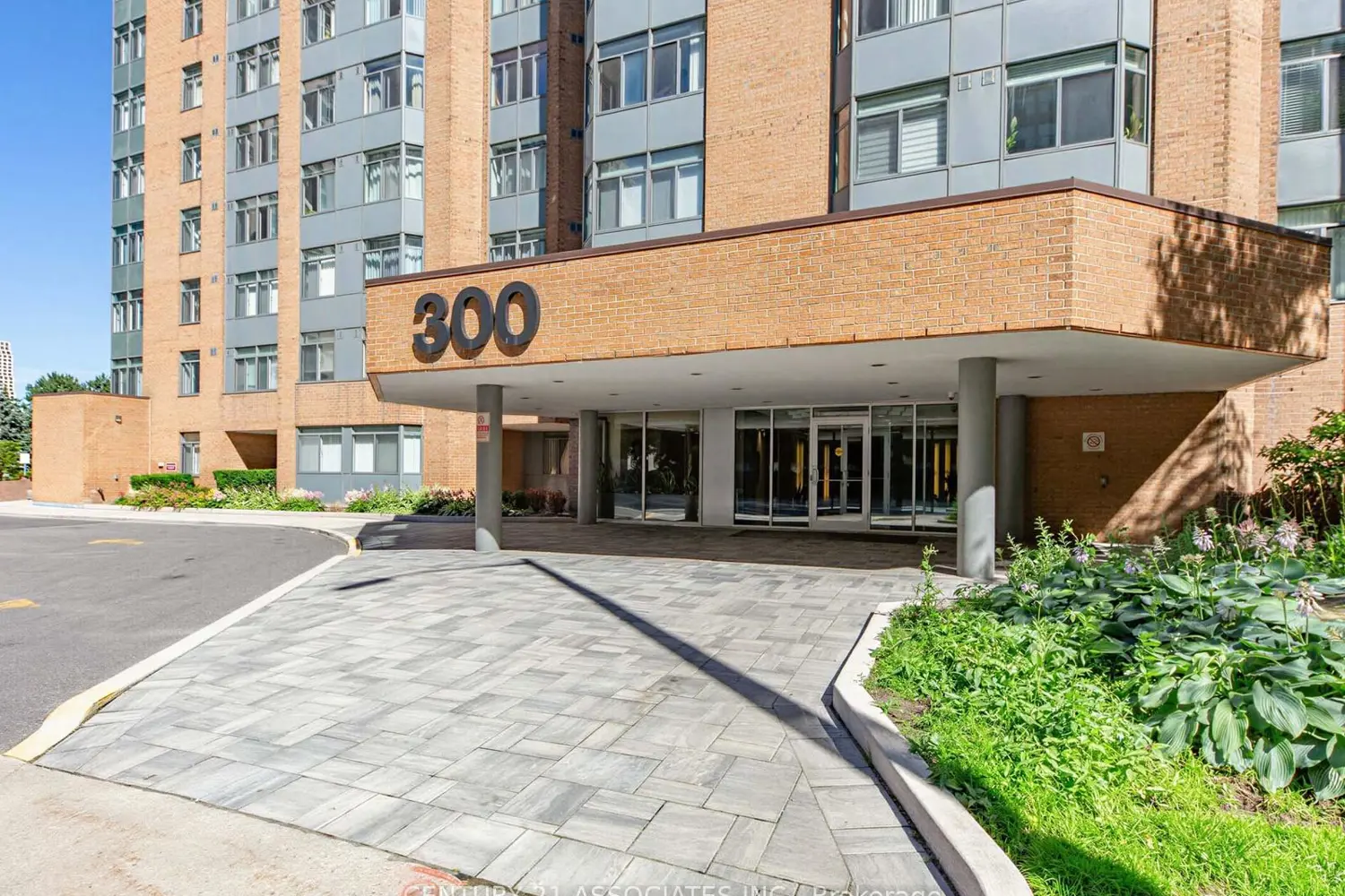 300 Webb Drive 204 photo 2