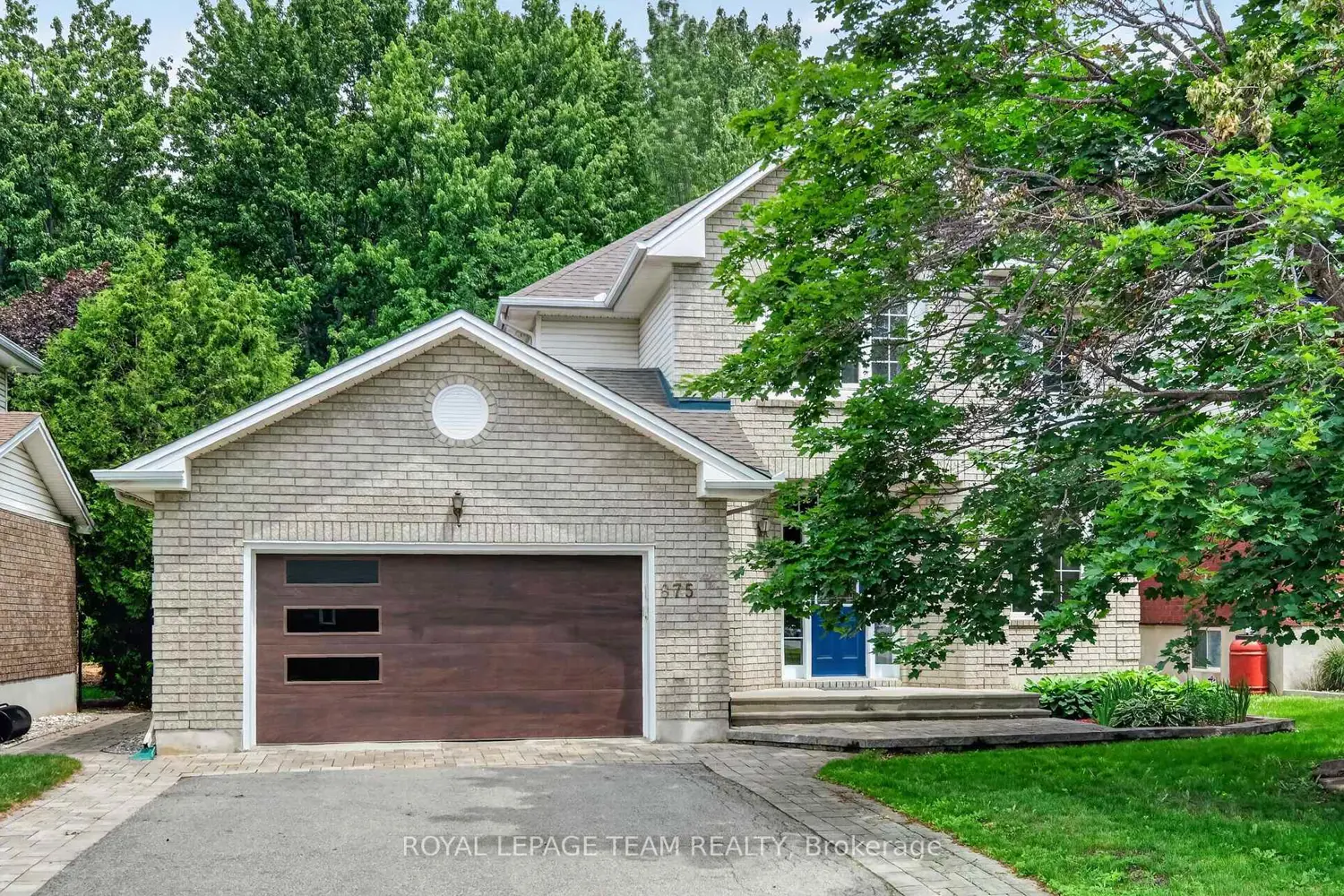 875 Giant Cedars Crescent