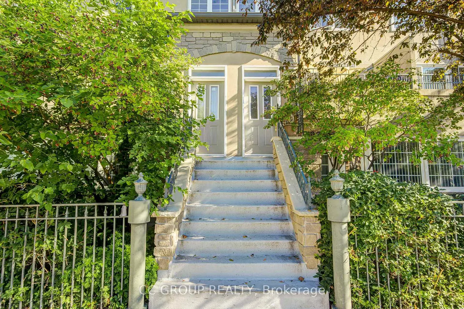 188 Bonis Avenue 519 photo 3