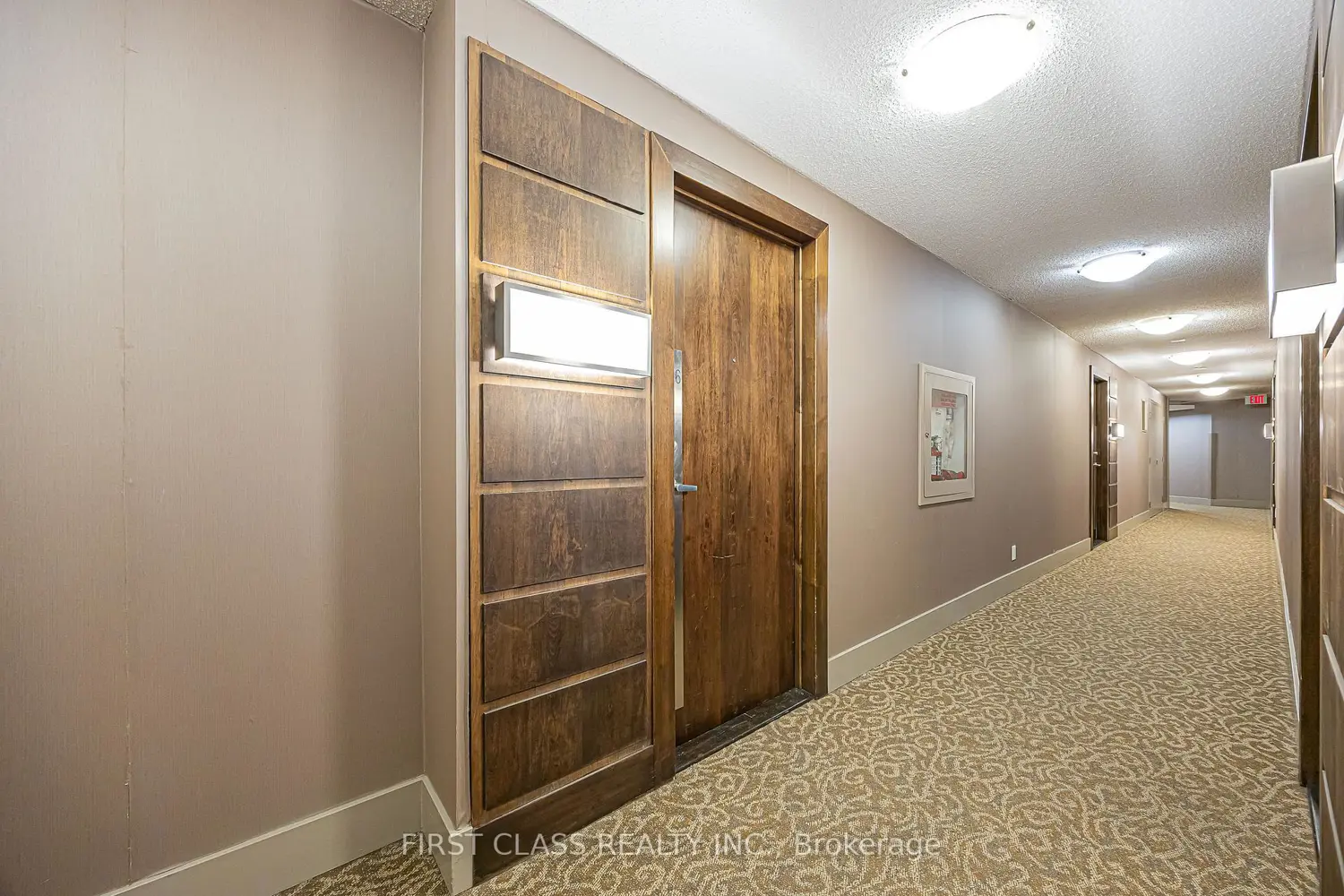 33 Cox Boulevard 1206