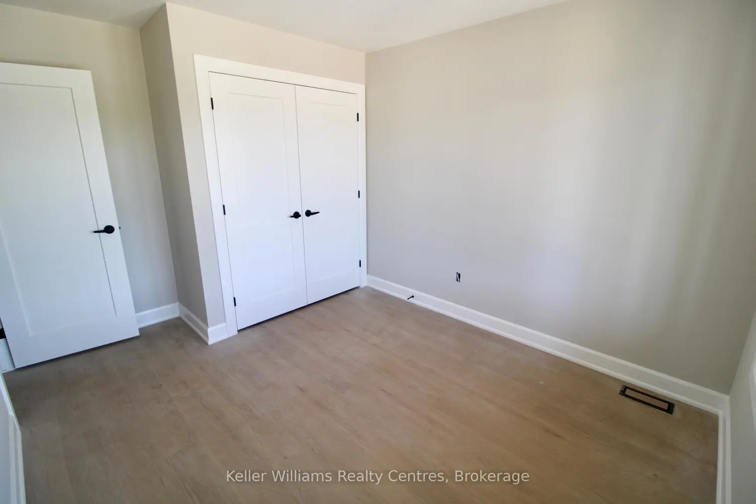 715 18Th Street photo 5