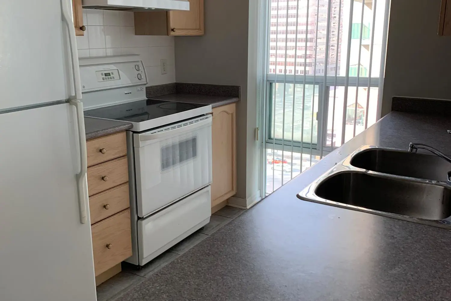 20 Olive Avenue 1105 photo 3