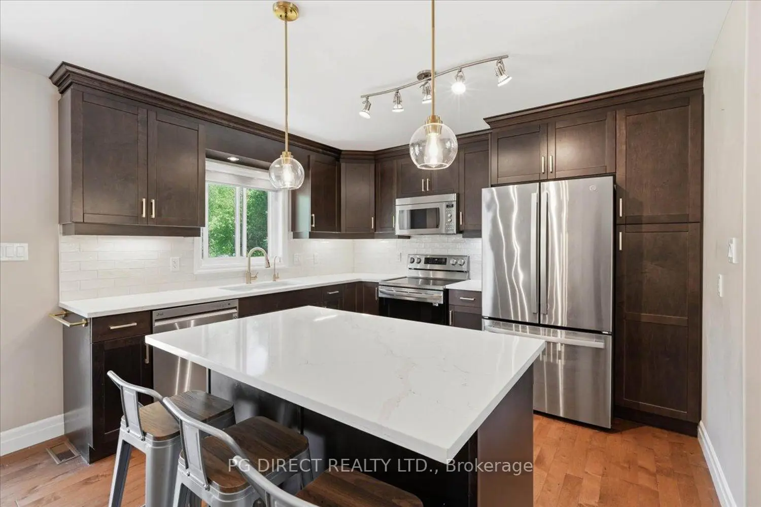 49 Whispering Woods Drive photo 5