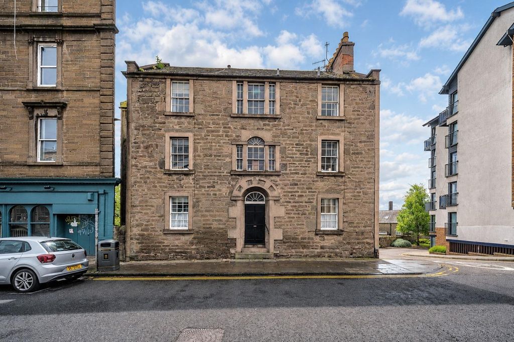3 bed flat for salePerth Road, Dundee DD1 photo 2