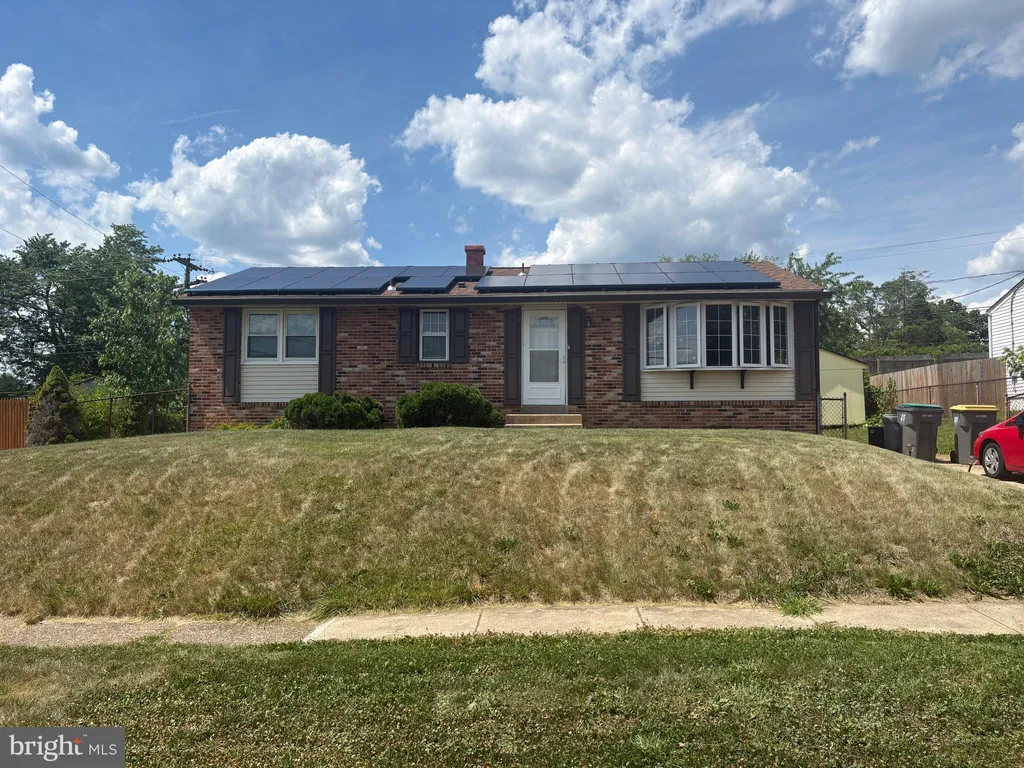 302 Brewster Drive, Newark, DE 19711 photo 2