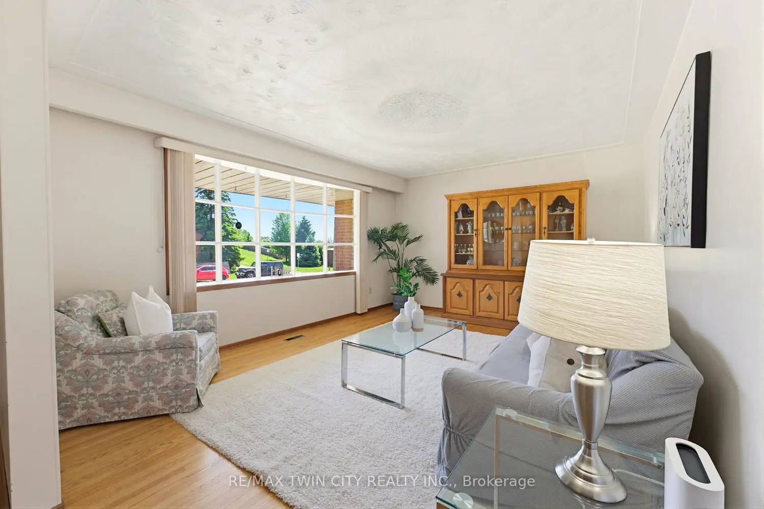 34 Volta Avenue photo 3