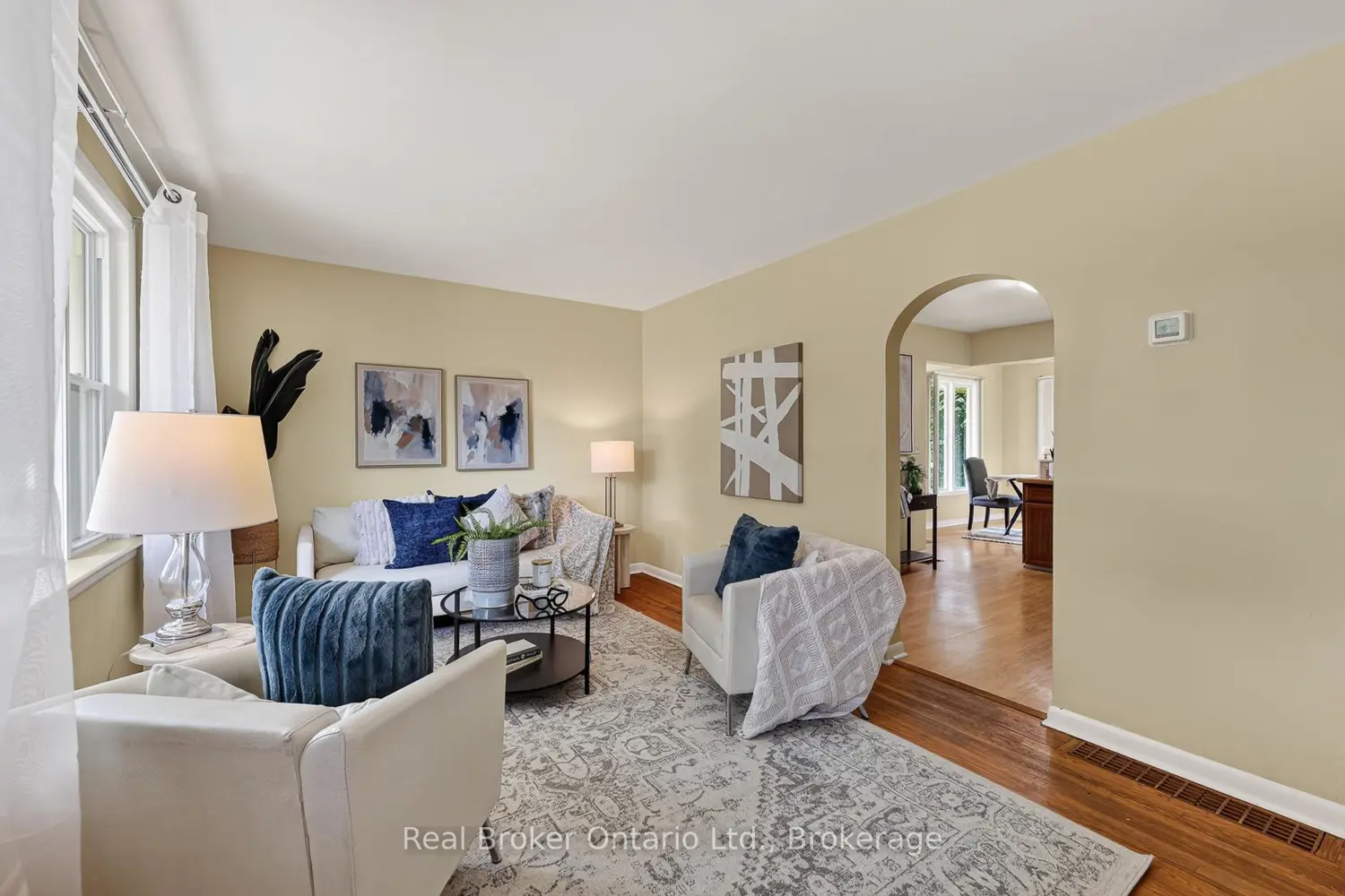 38 Aileen Drive photo 3