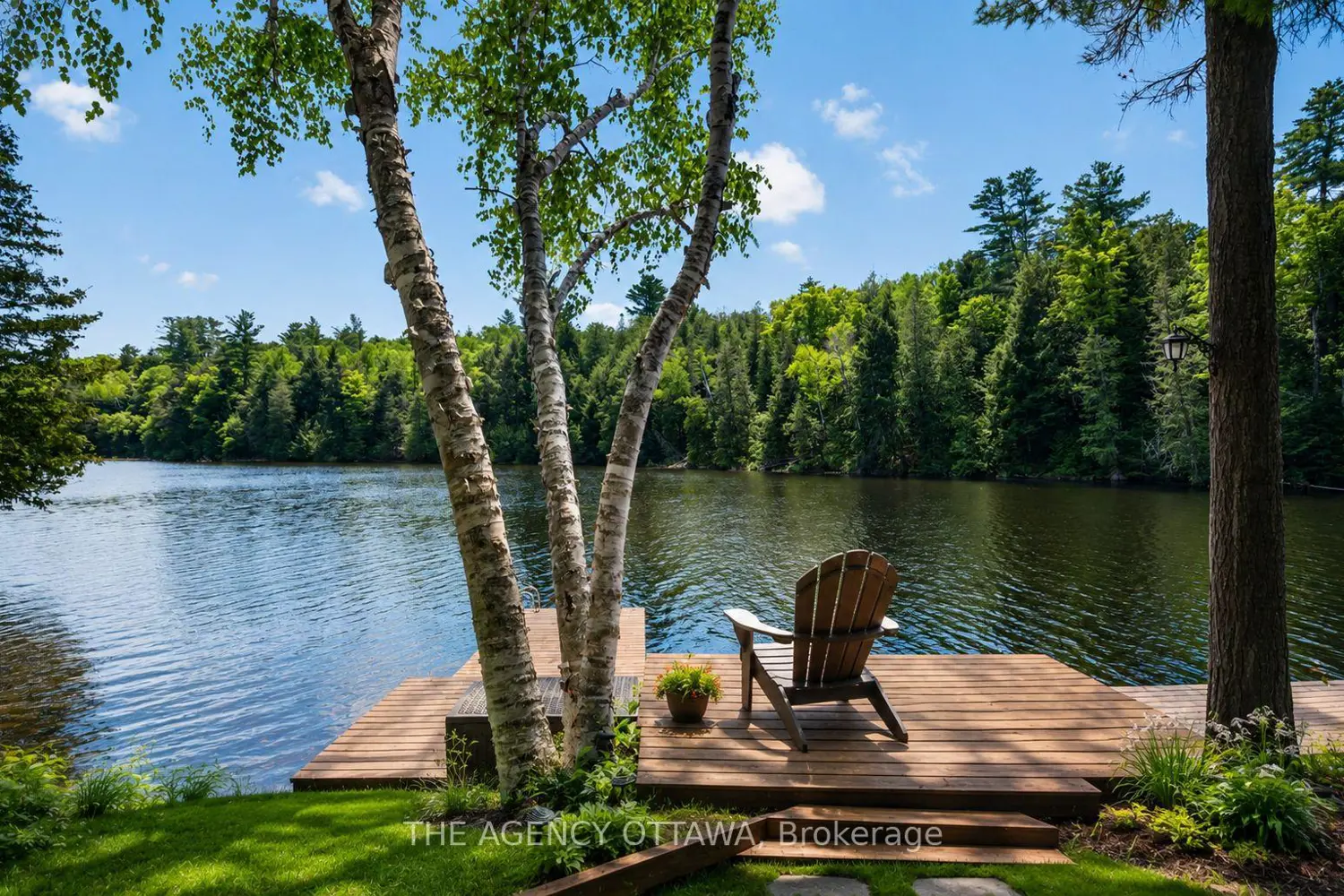1137 Markinspa Lane photo 3