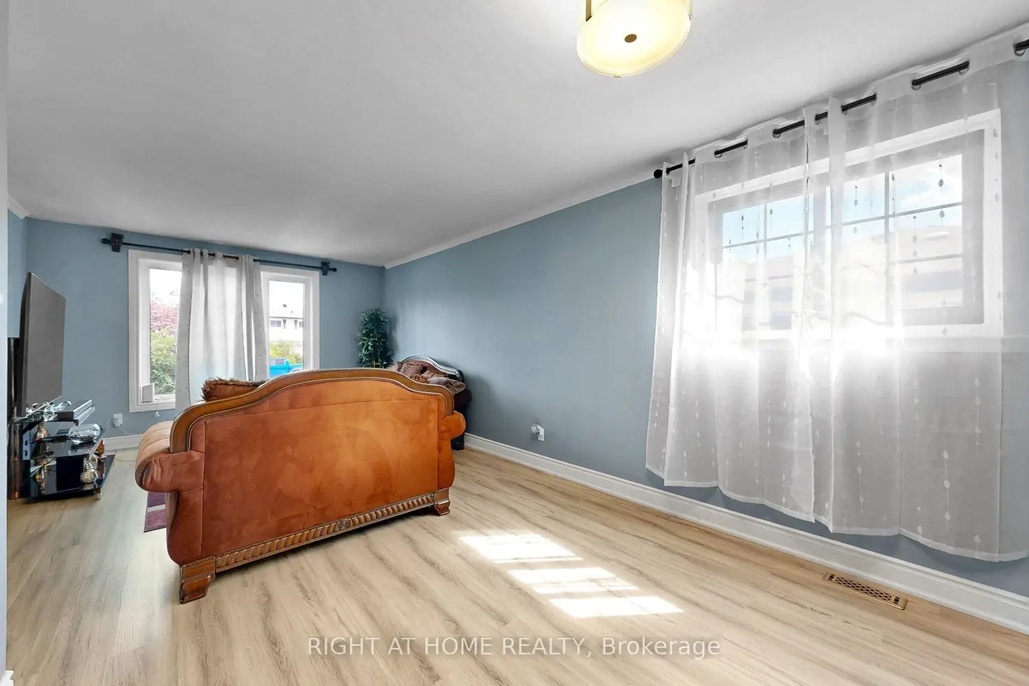 41 Flamingo Crescent photo 5