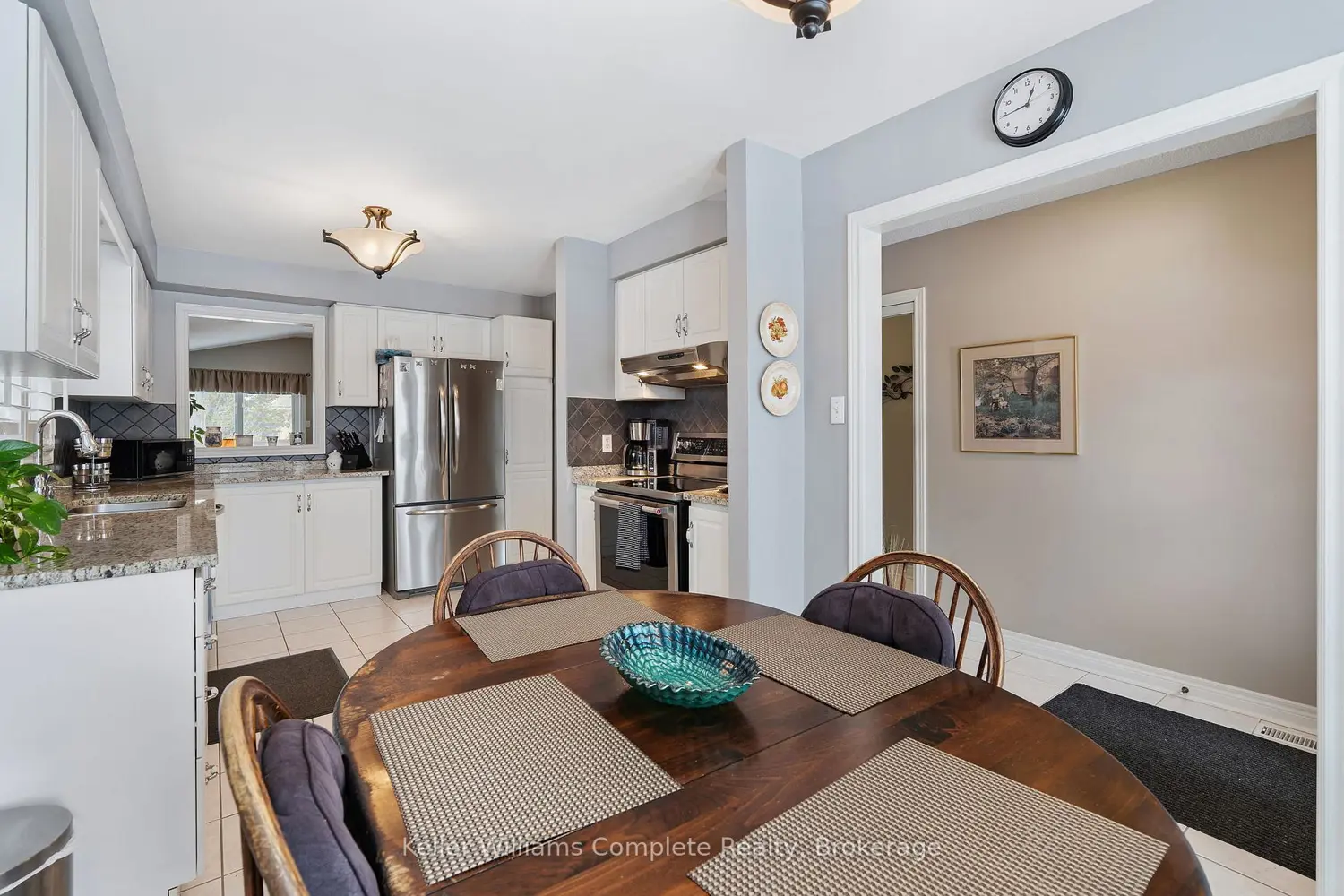 51 Redtail Crescent photo 4