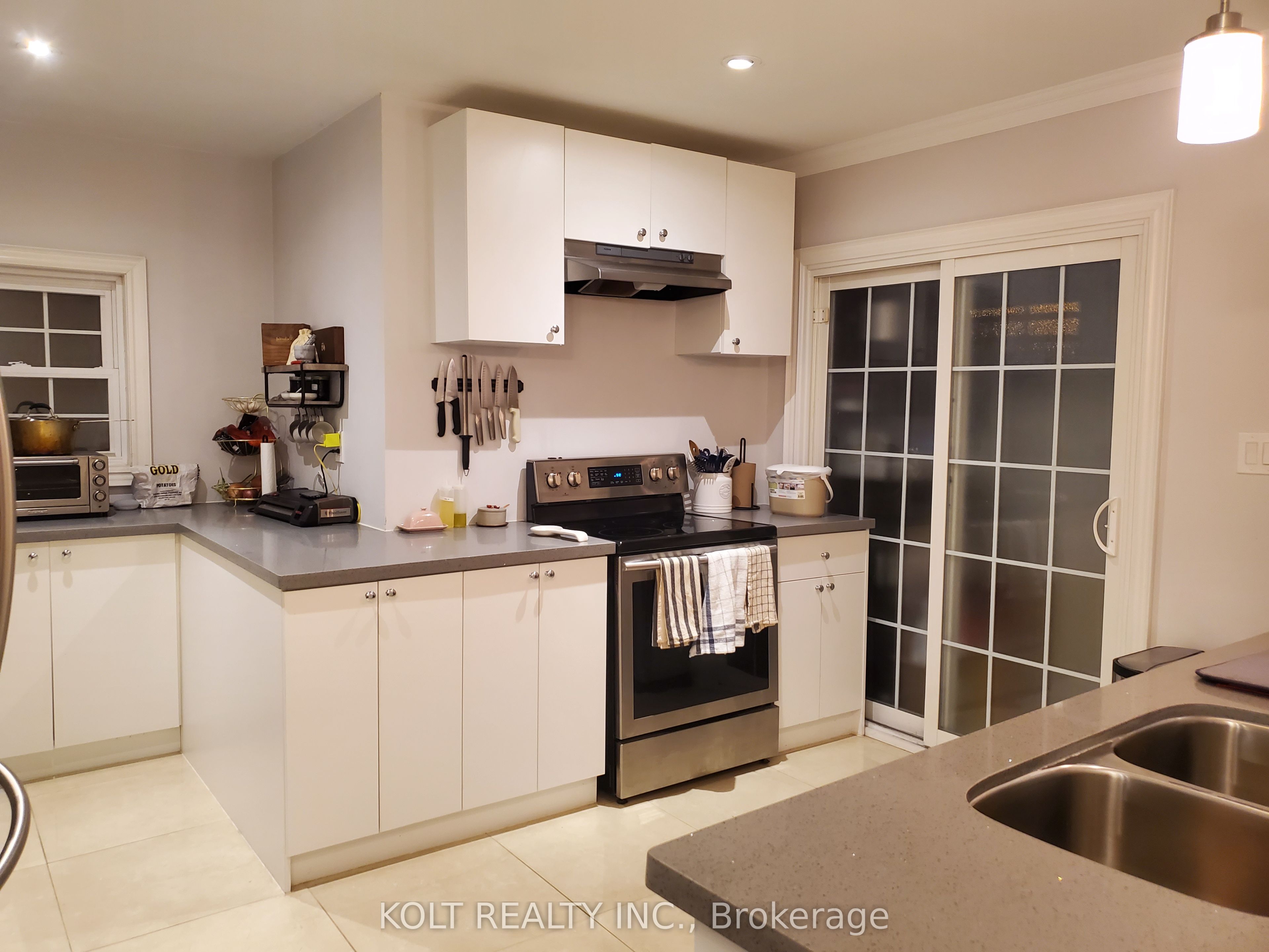 280 Weston Road, Toronto, ON, M6N 3P5 photo 2