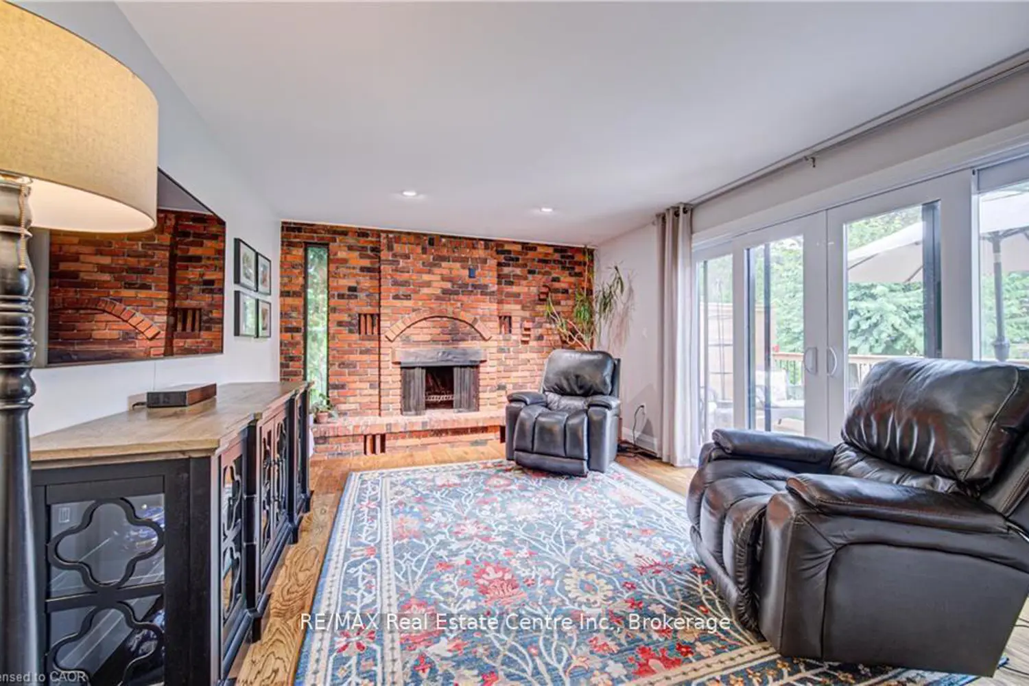 336 Maple Avenue photo 5