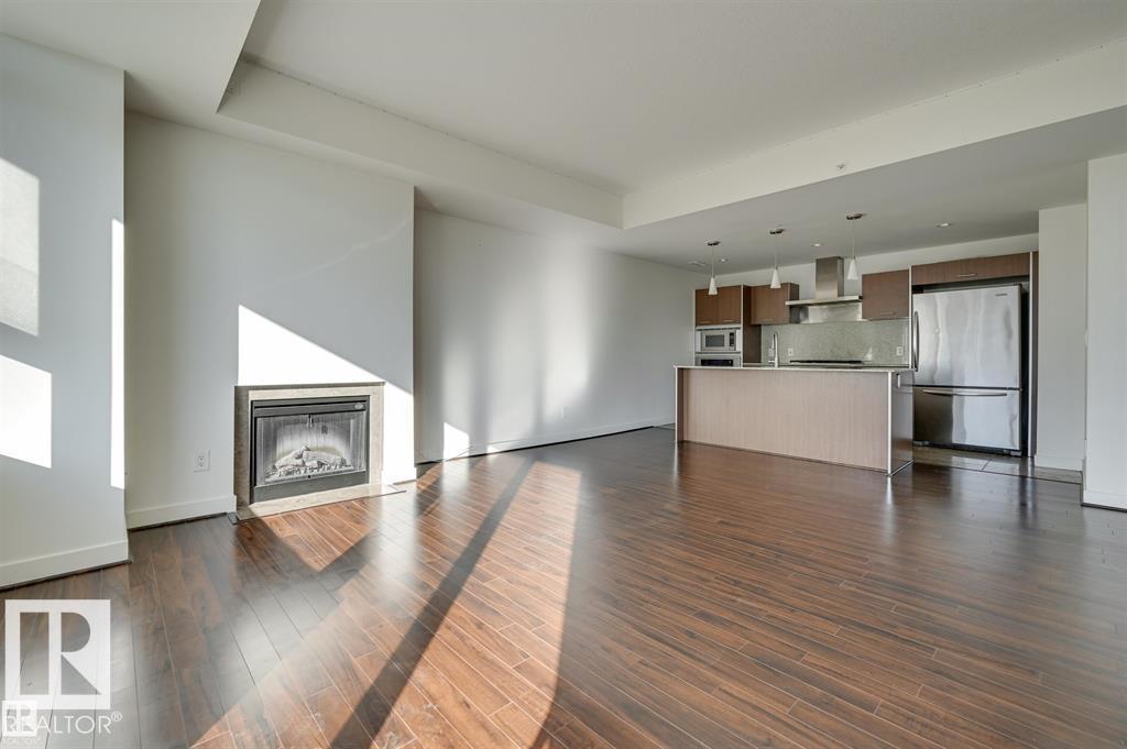 504-2510 109 Street NW, Edmonton, AB, T6J2X1
