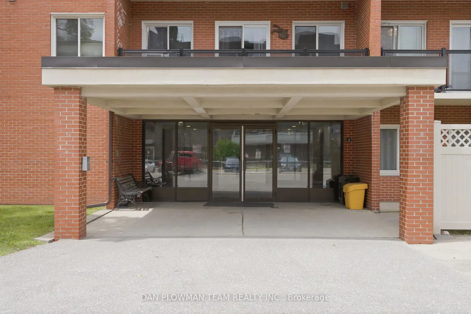 131 Taunton Road 204 photo 2