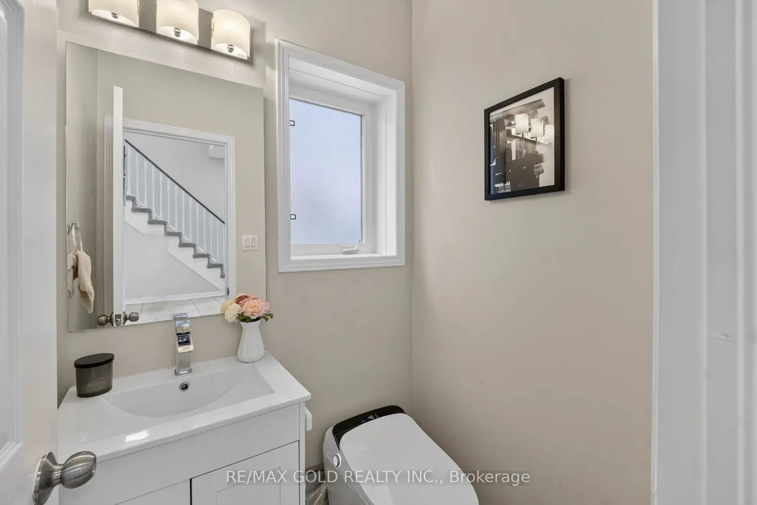 106 Meadowlark Drive photo 5