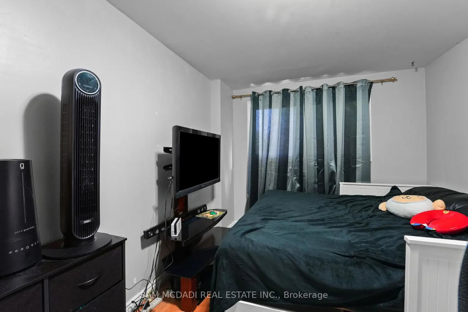 2644 Altadena Court photo 5