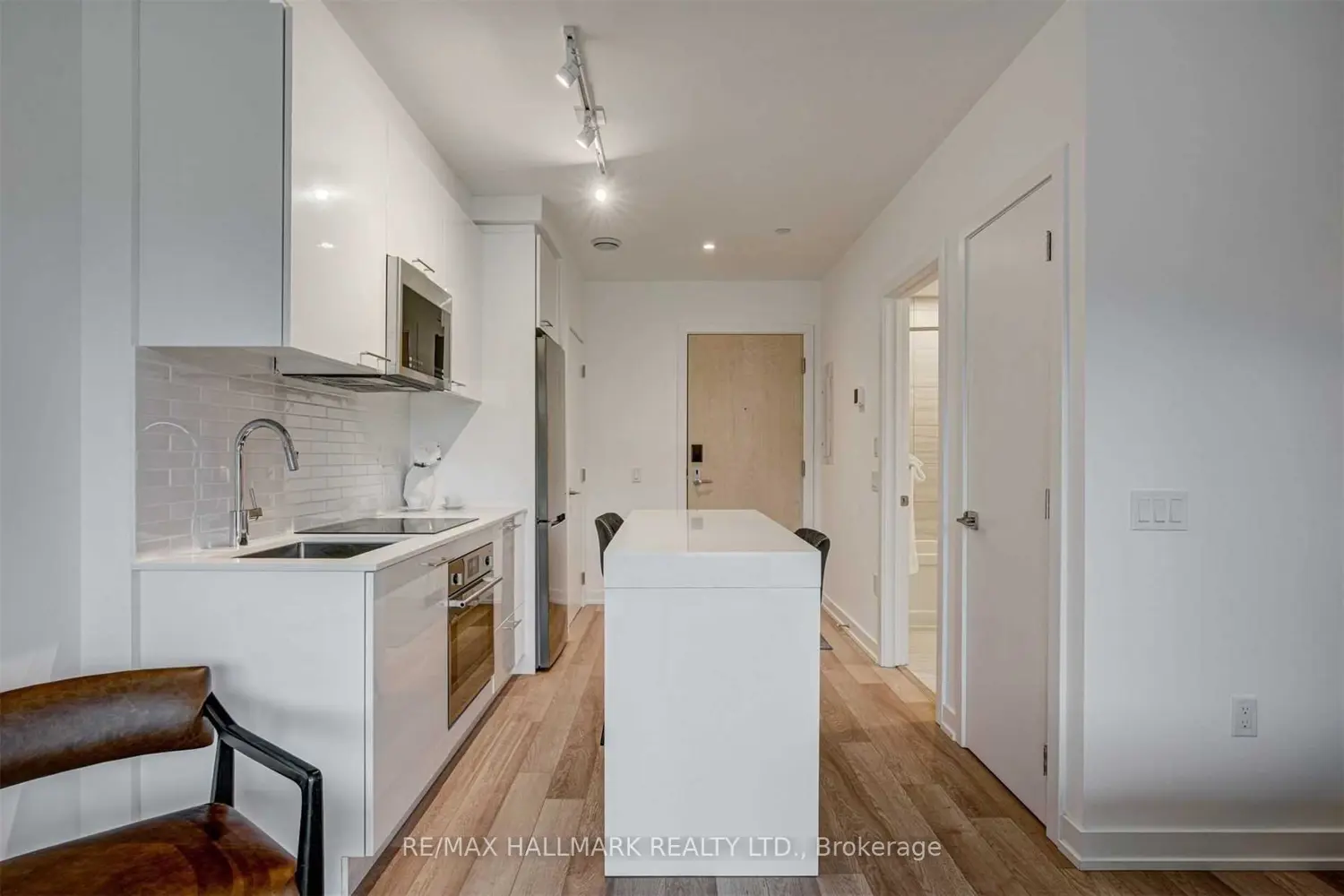120 Carrick Trail 207 photo 5