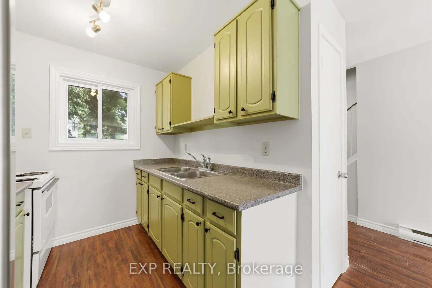 1775 Culver Drive 116 photo 4