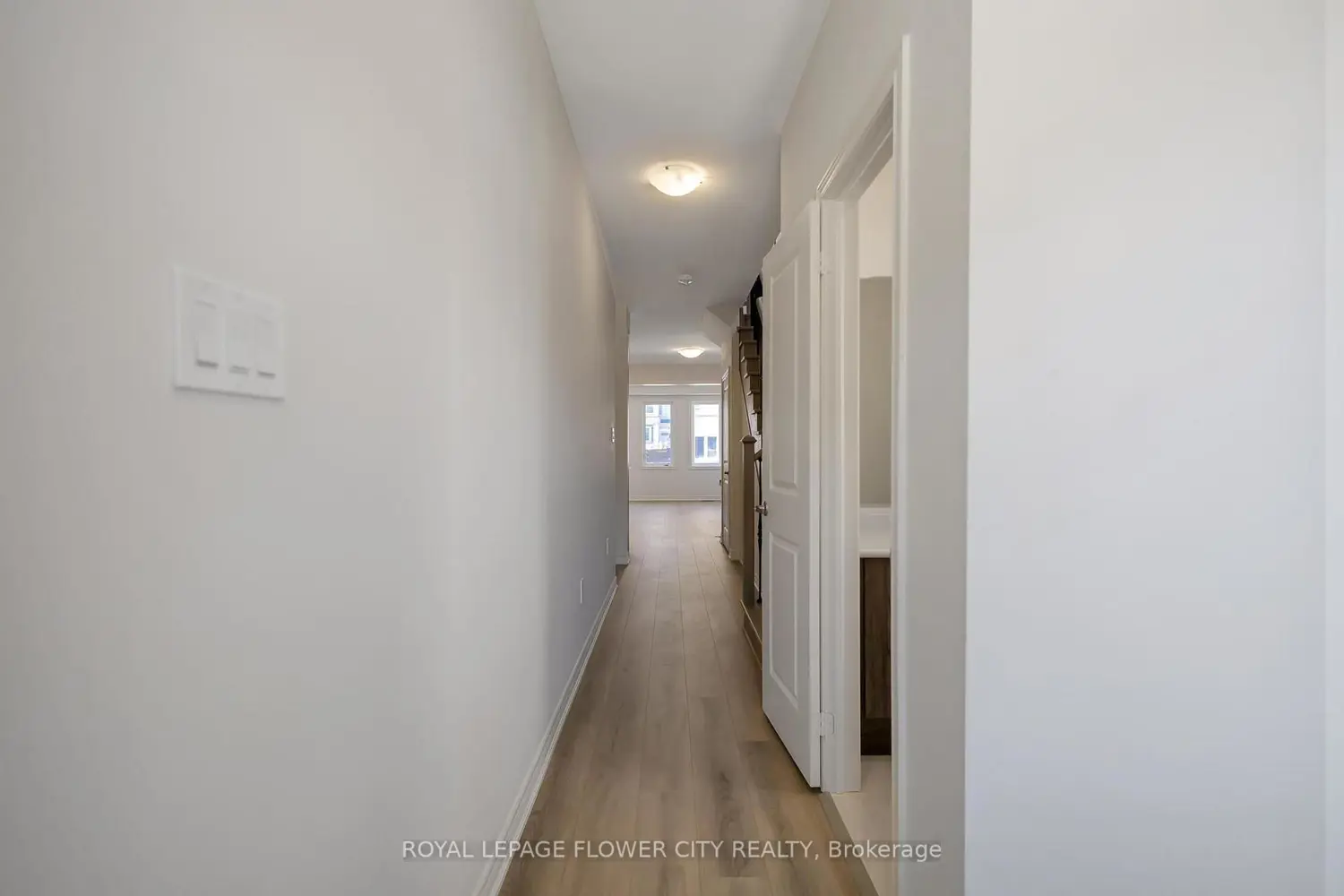 37 Gledhill Crescent photo 4