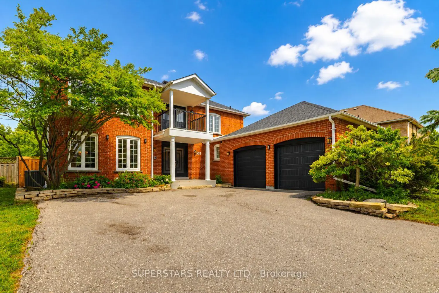 352 Kennedy Street photo 2