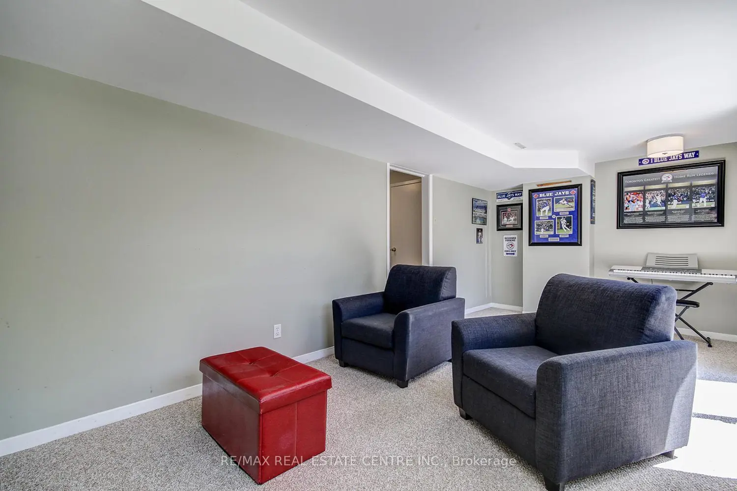 200 Delrex Boulevard photo 4