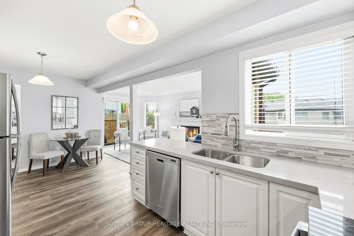 42 Ritchie Avenue photo 4
