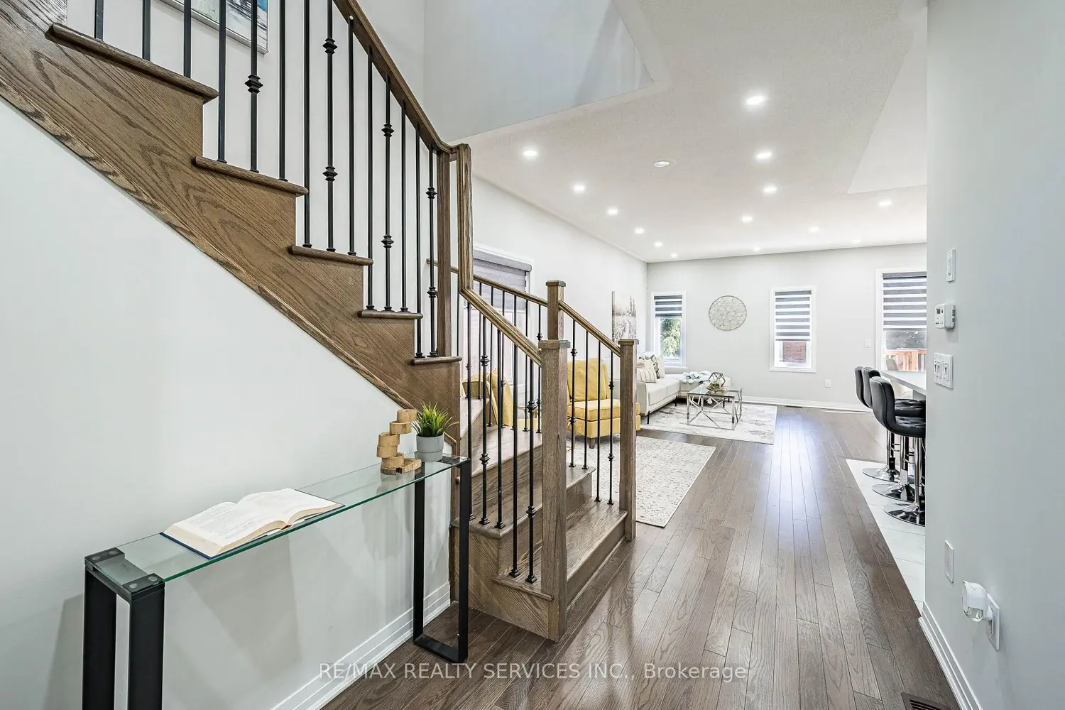60 Brixham Lane photo 4