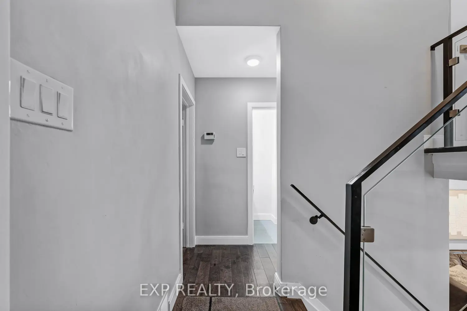 160 Cottonwood Drive photo 2