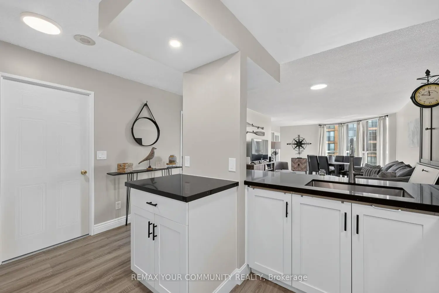 140 Dunlop Street 1409 photo 5