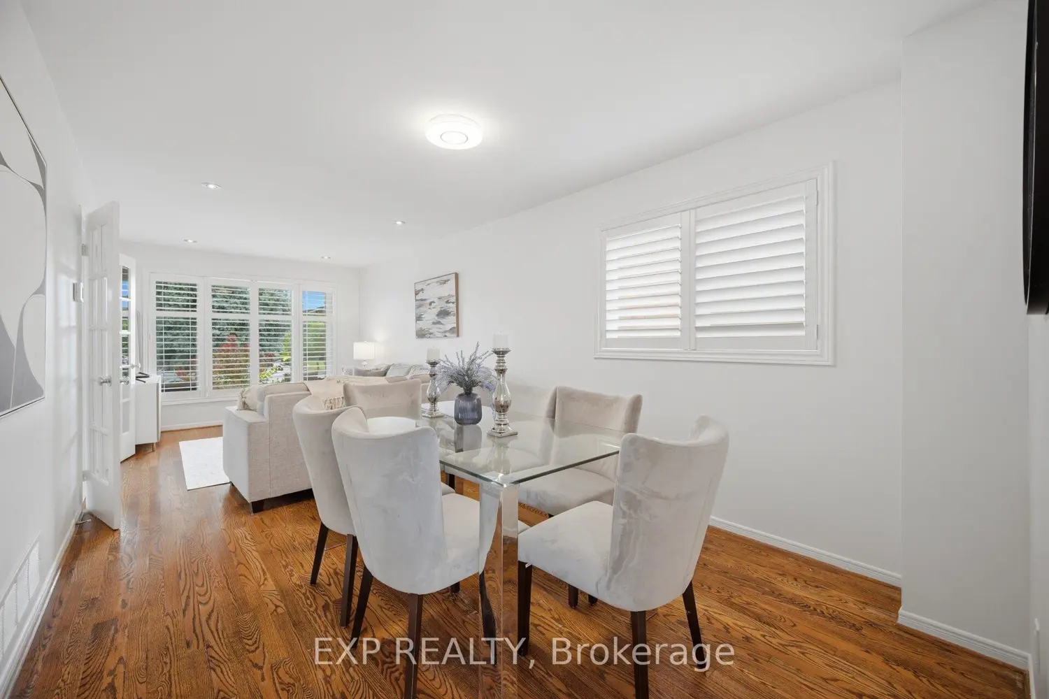 70 Embassy Drive photo 5